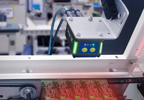 東集X4 AI工業讀碼器無懼鋰電生產環境，穩定讀取各類DPM碼